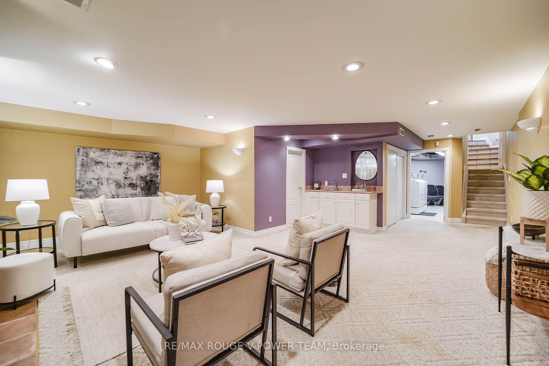 45 Shoalhaven Dr