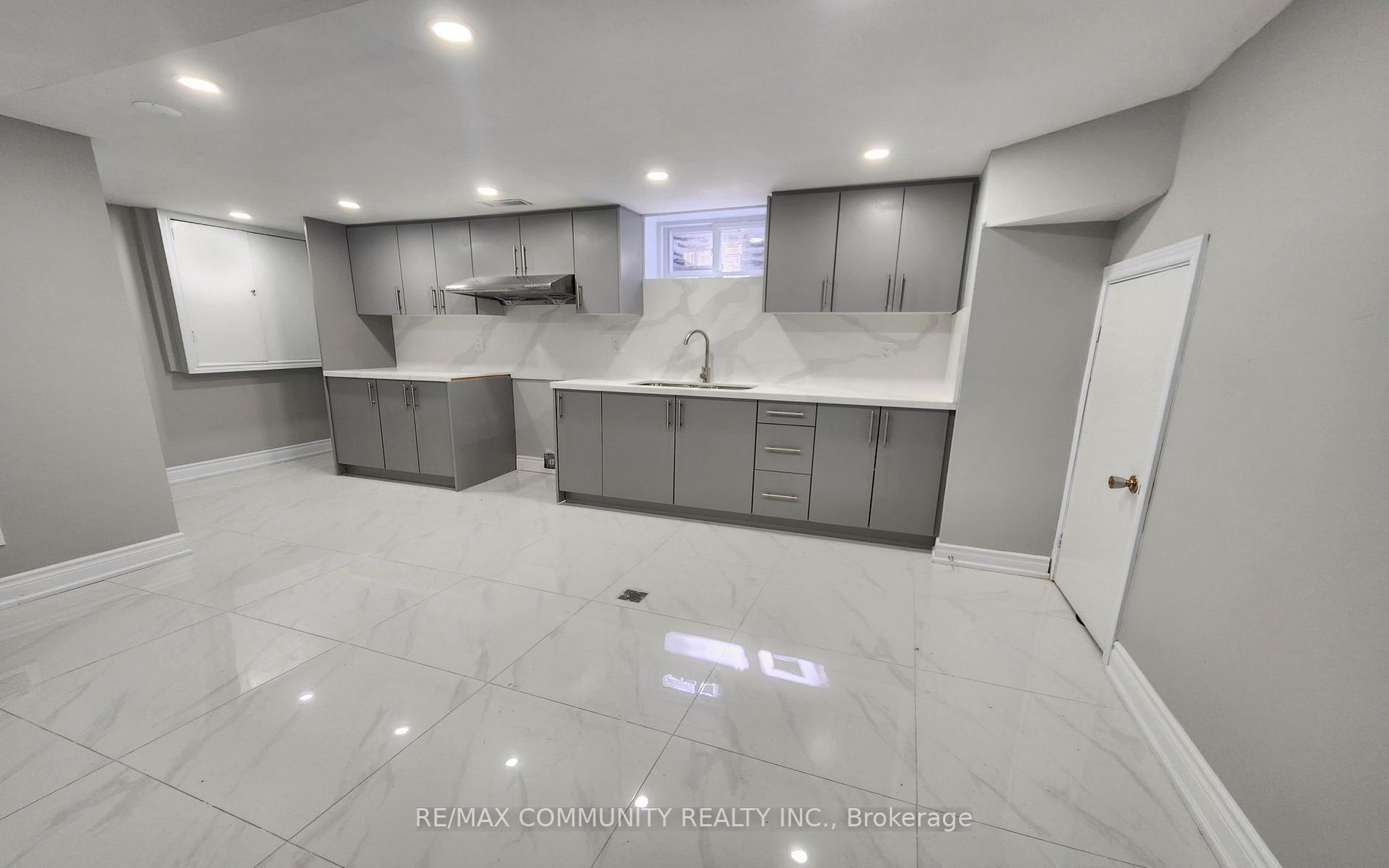 59 Clements Rd E, #Ajax