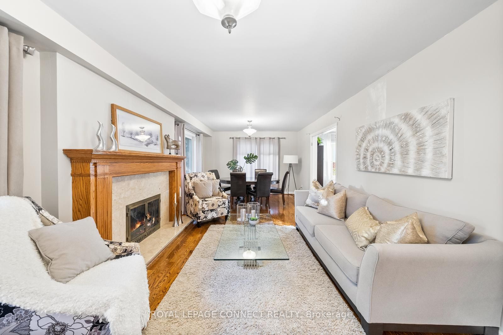 102 Hart Ave