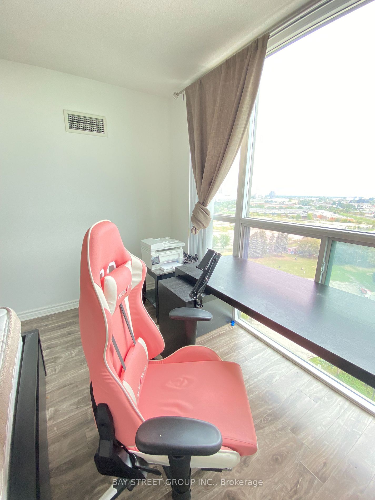 68 Grangeway Avenue E, #1206