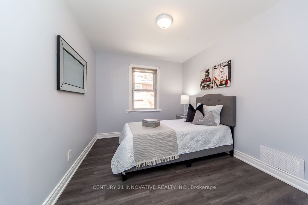 87 Cadillac Ave S