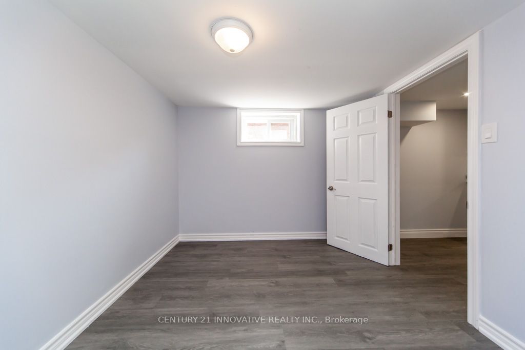 87 Cadillac Ave S