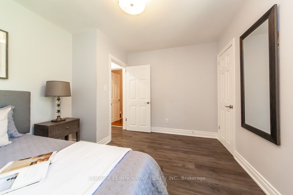 87 Cadillac Ave S