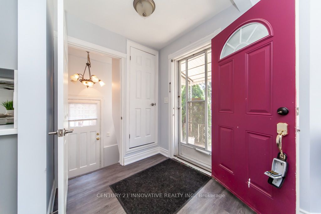 87 Cadillac Ave S