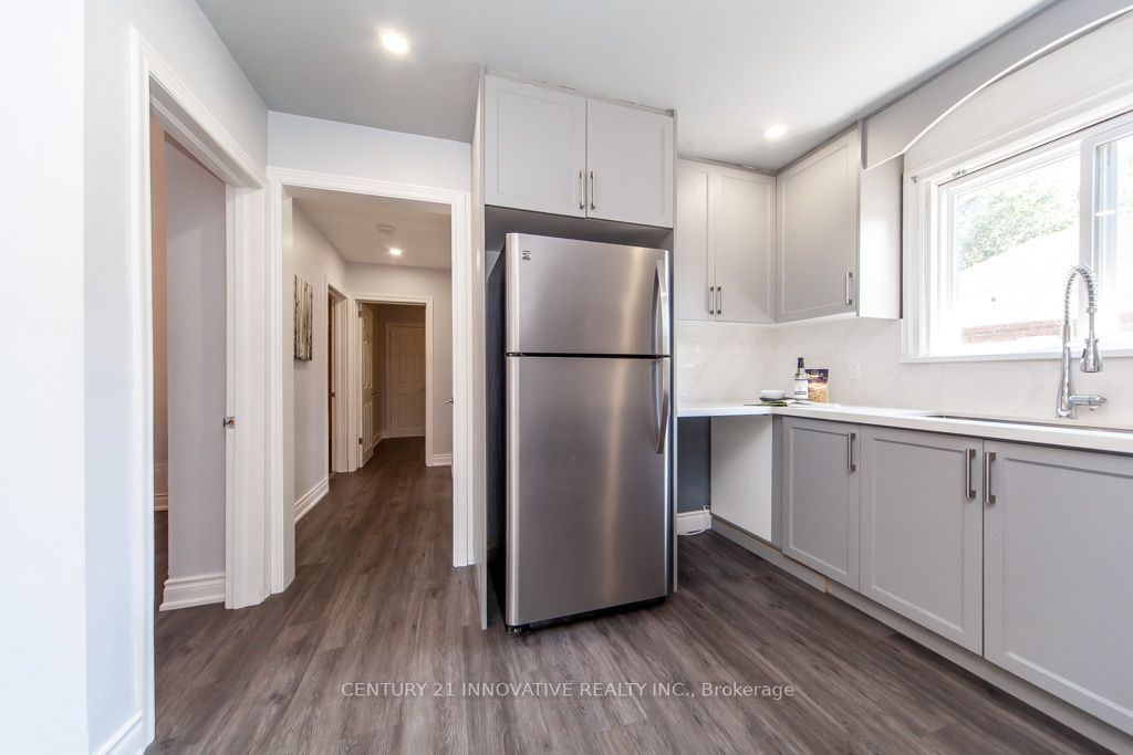 87 Cadillac Ave S