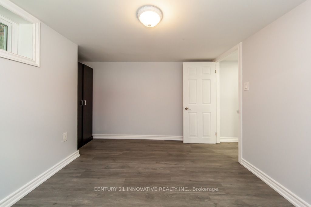 87 Cadillac Ave S