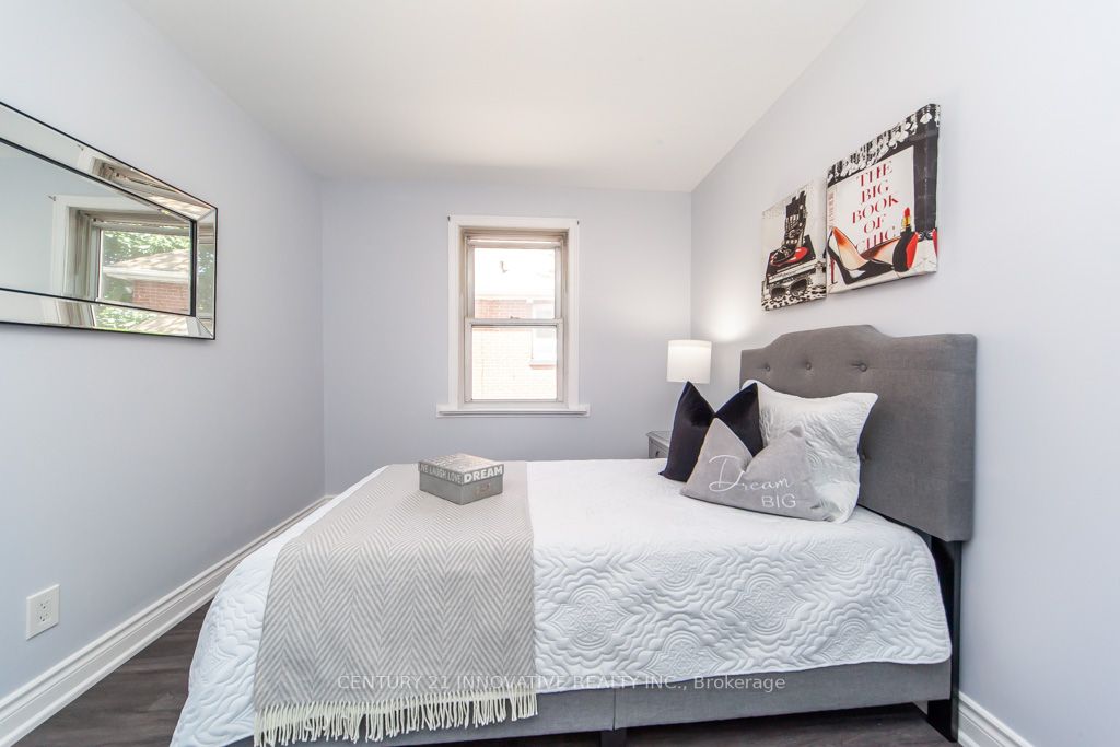 87 Cadillac Ave S