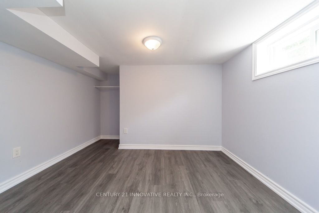 87 Cadillac Ave S