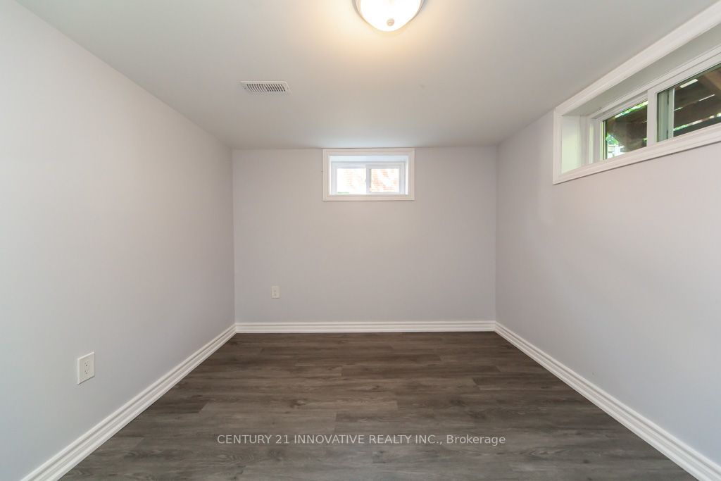 87 Cadillac Ave S