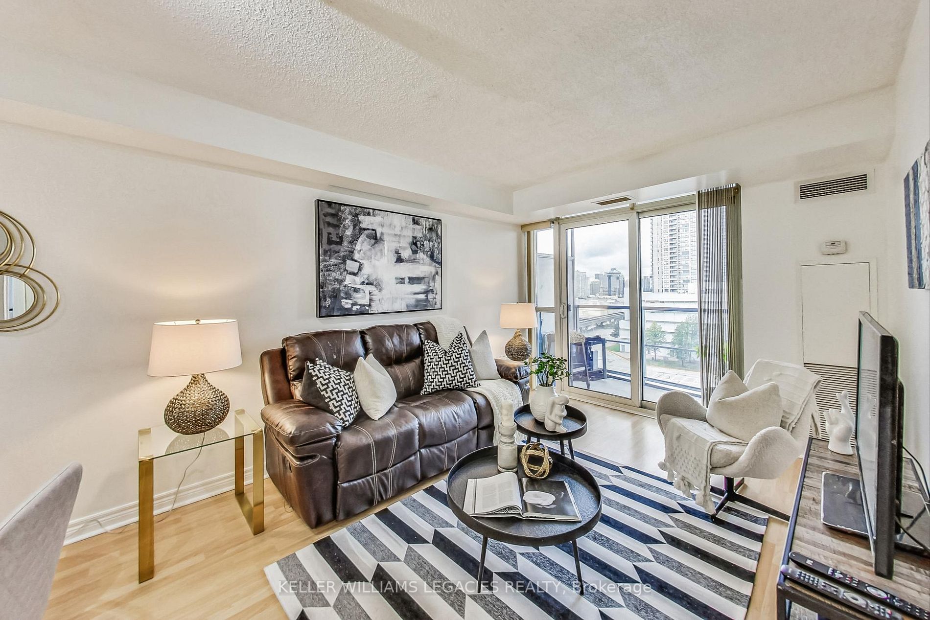 83 Borough Drive, #810