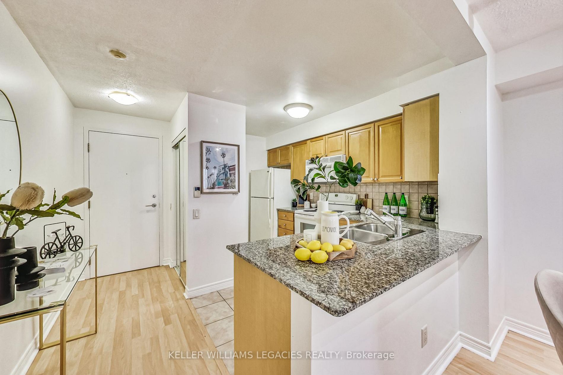 83 Borough Drive, #810