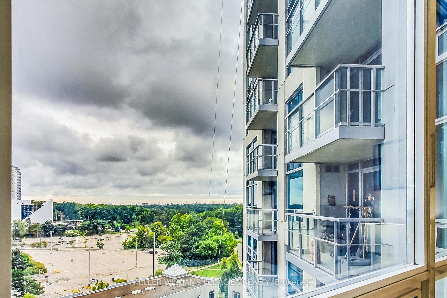 83 Borough Drive, #810