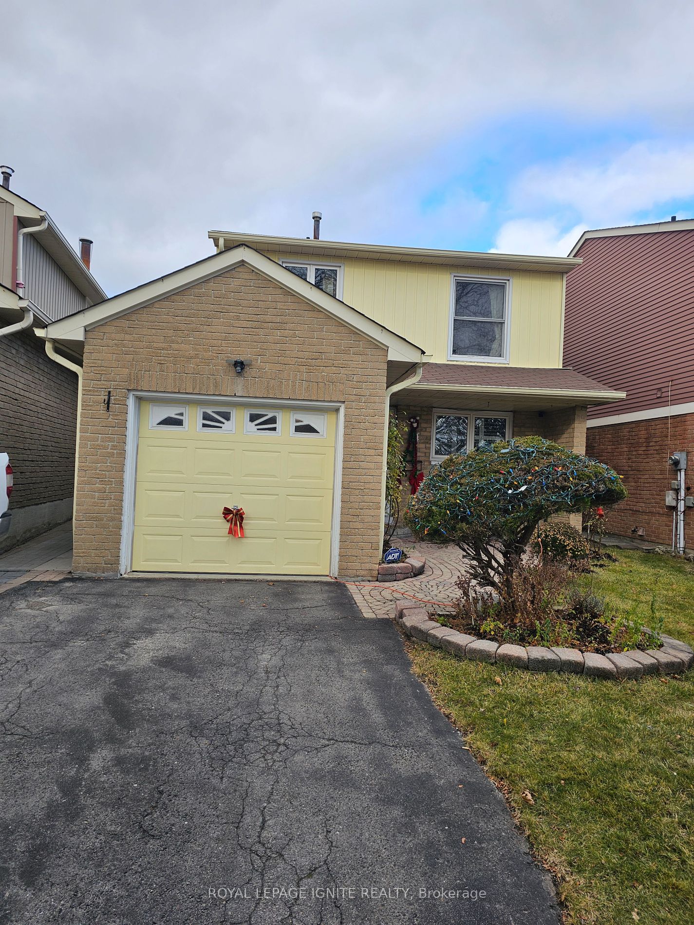14 Caronia Sq, #Bsmt