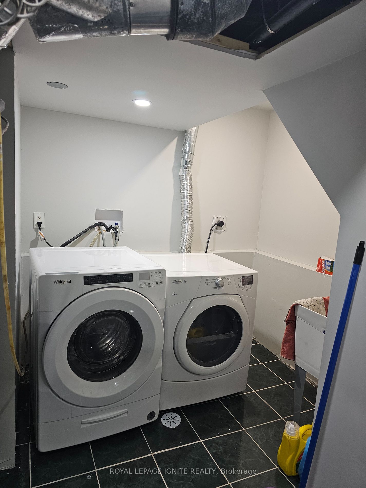 14 Caronia Sq, #Bsmt