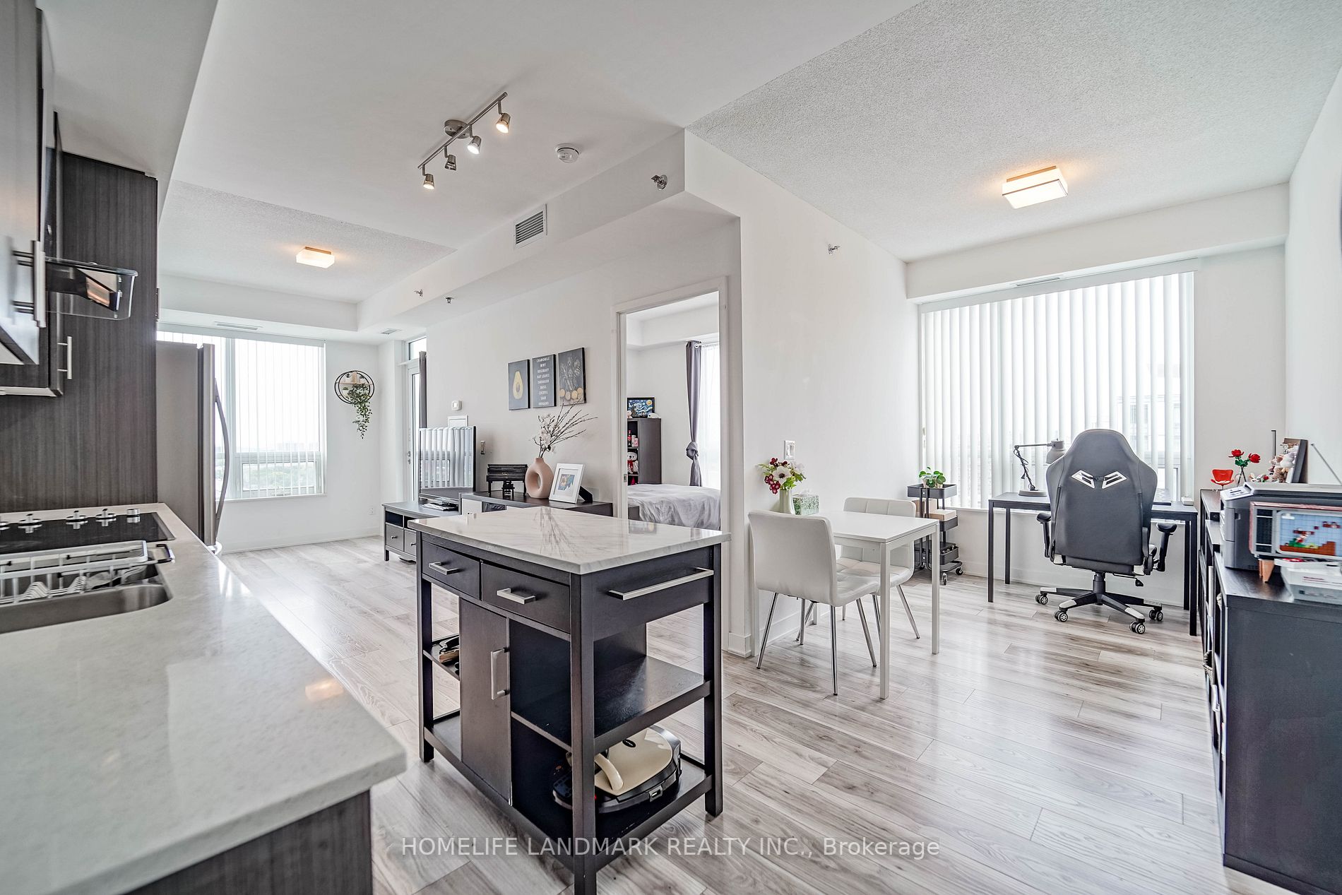 195 Bonis Ave, #2012