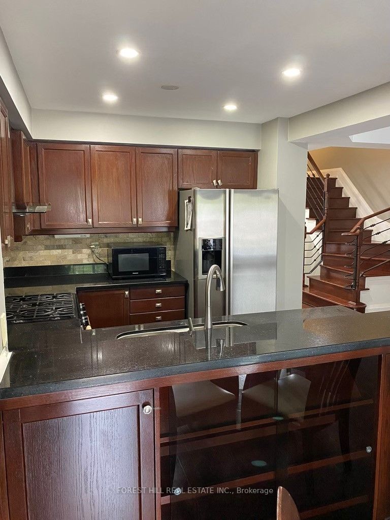 739 Sunbird Trail