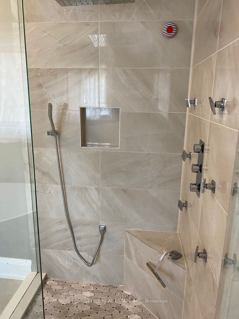 739 Sunbird Trail