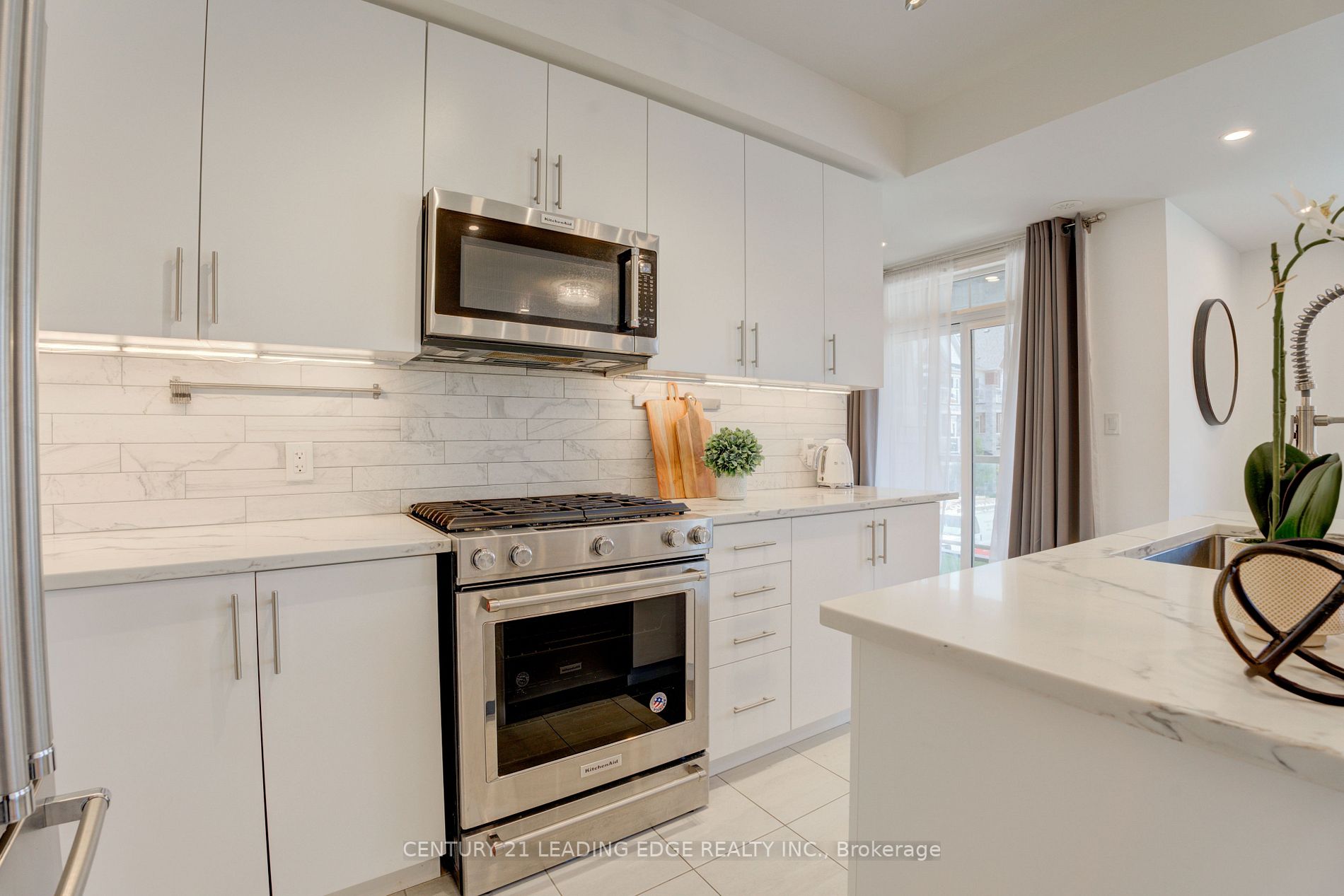 1776 Rex Heath Drive, #79