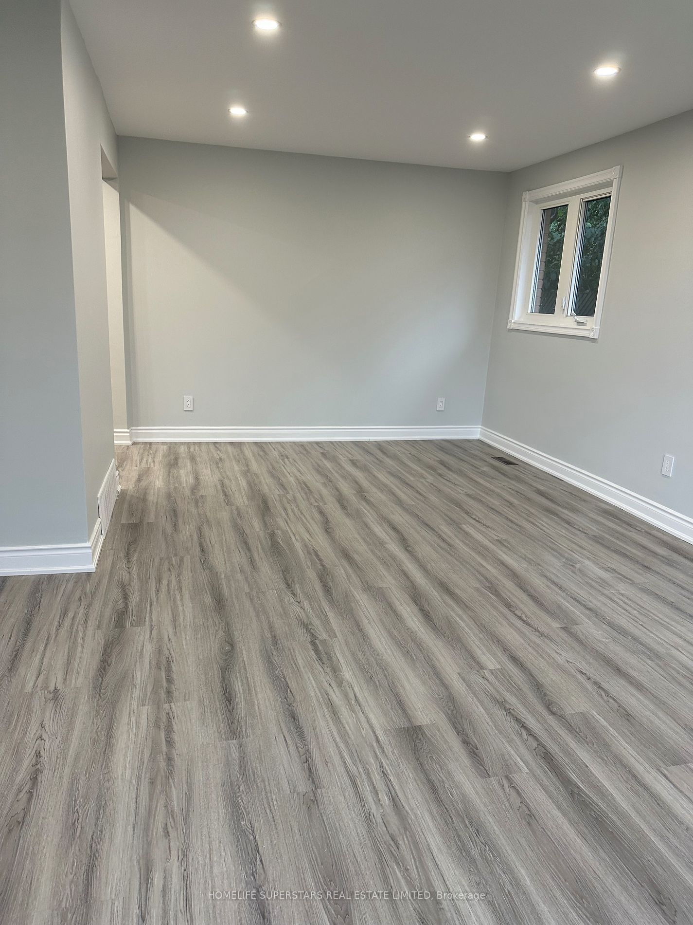 12 Valmount Ave, #Main