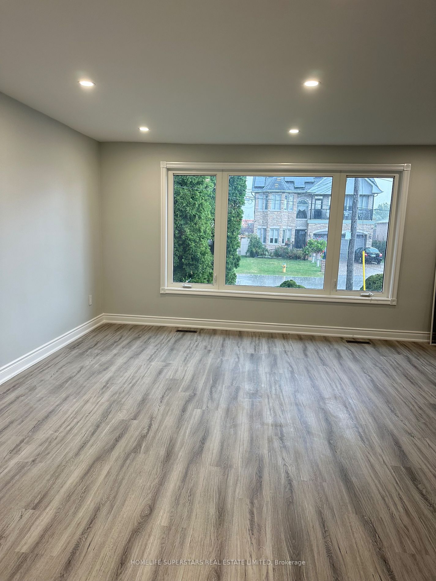 12 Valmount Ave, #Main