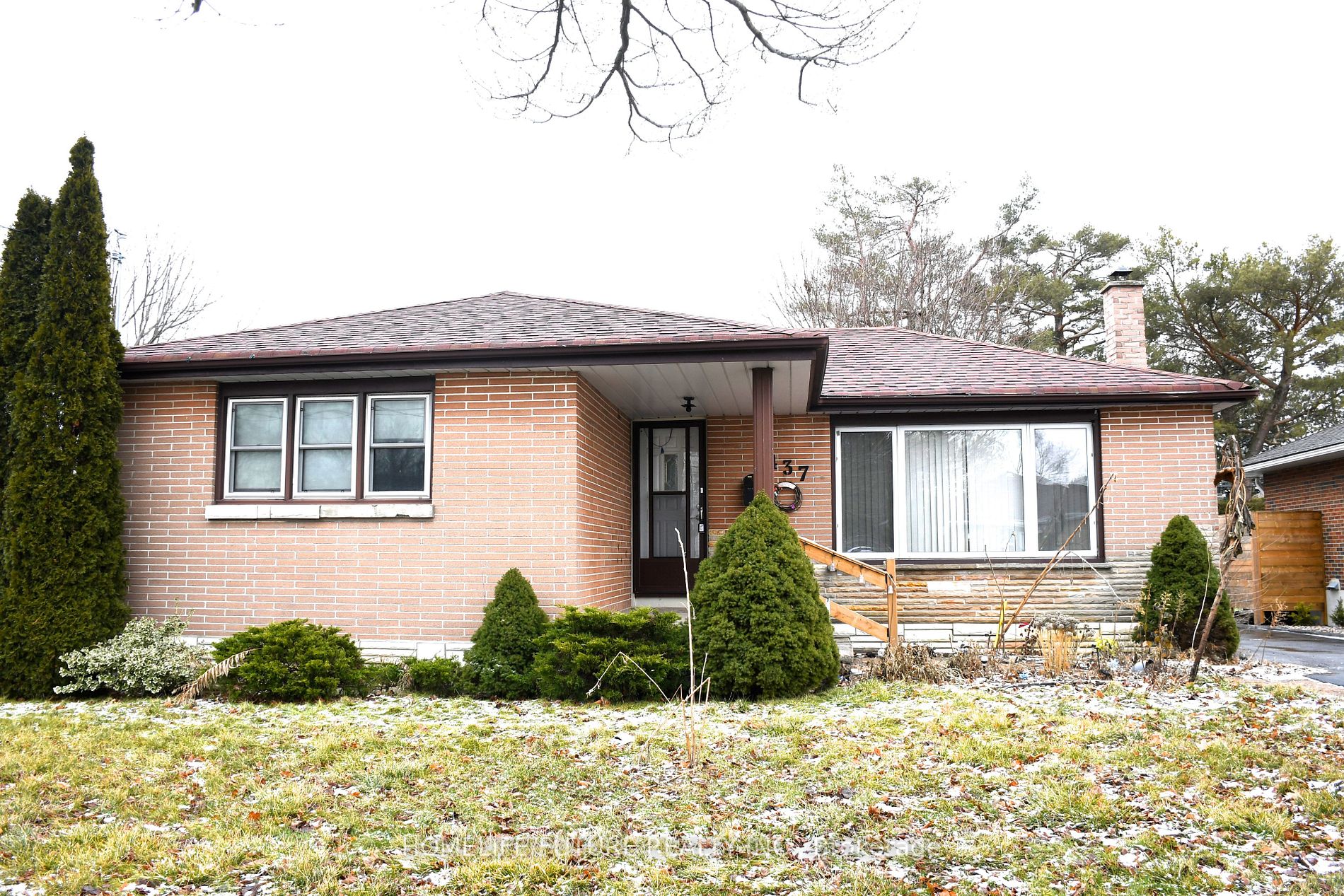 437 Fairleigh Ave