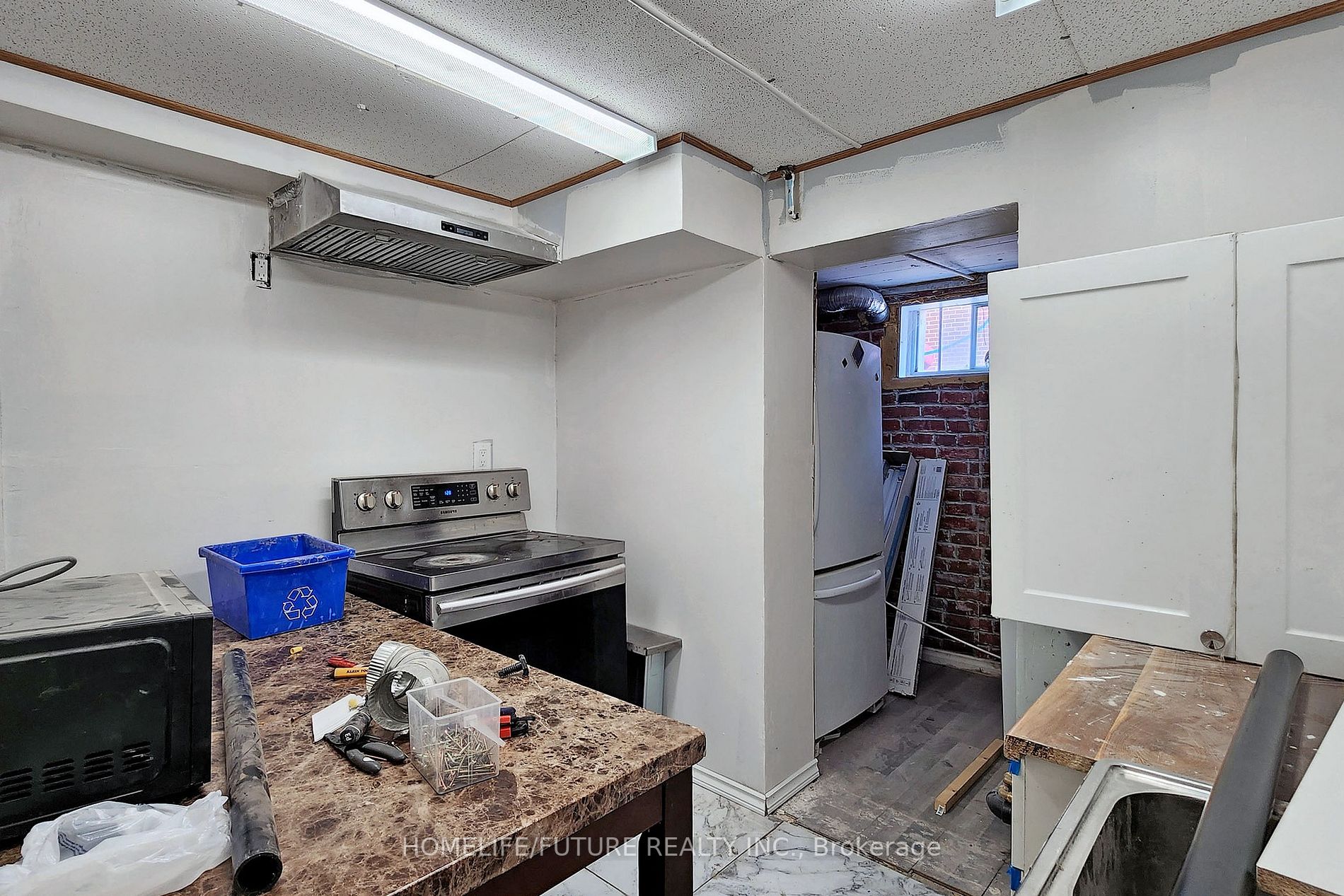 32 Wexford Boulevard