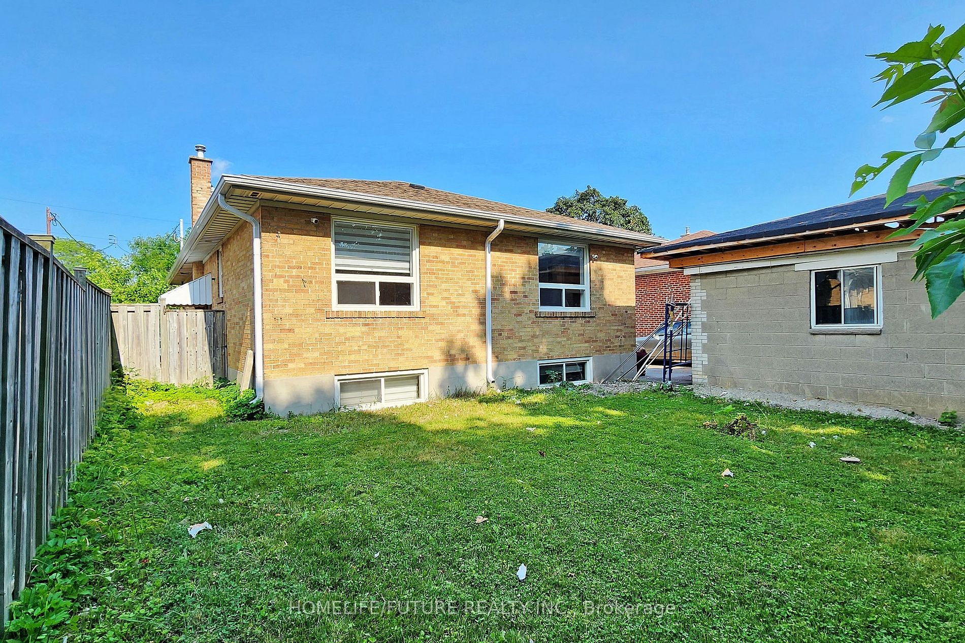32 Wexford Boulevard