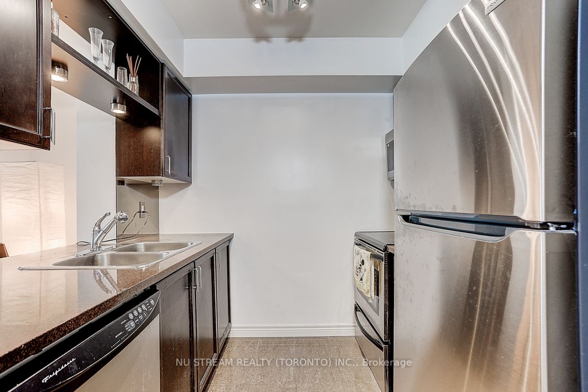 60 Town Centre Crt, #1206