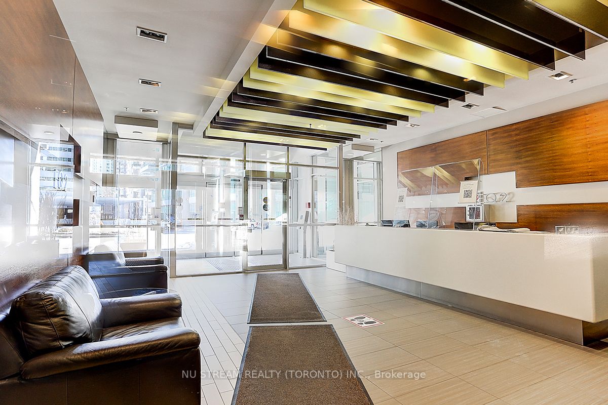 60 Town Centre Crt, #1206