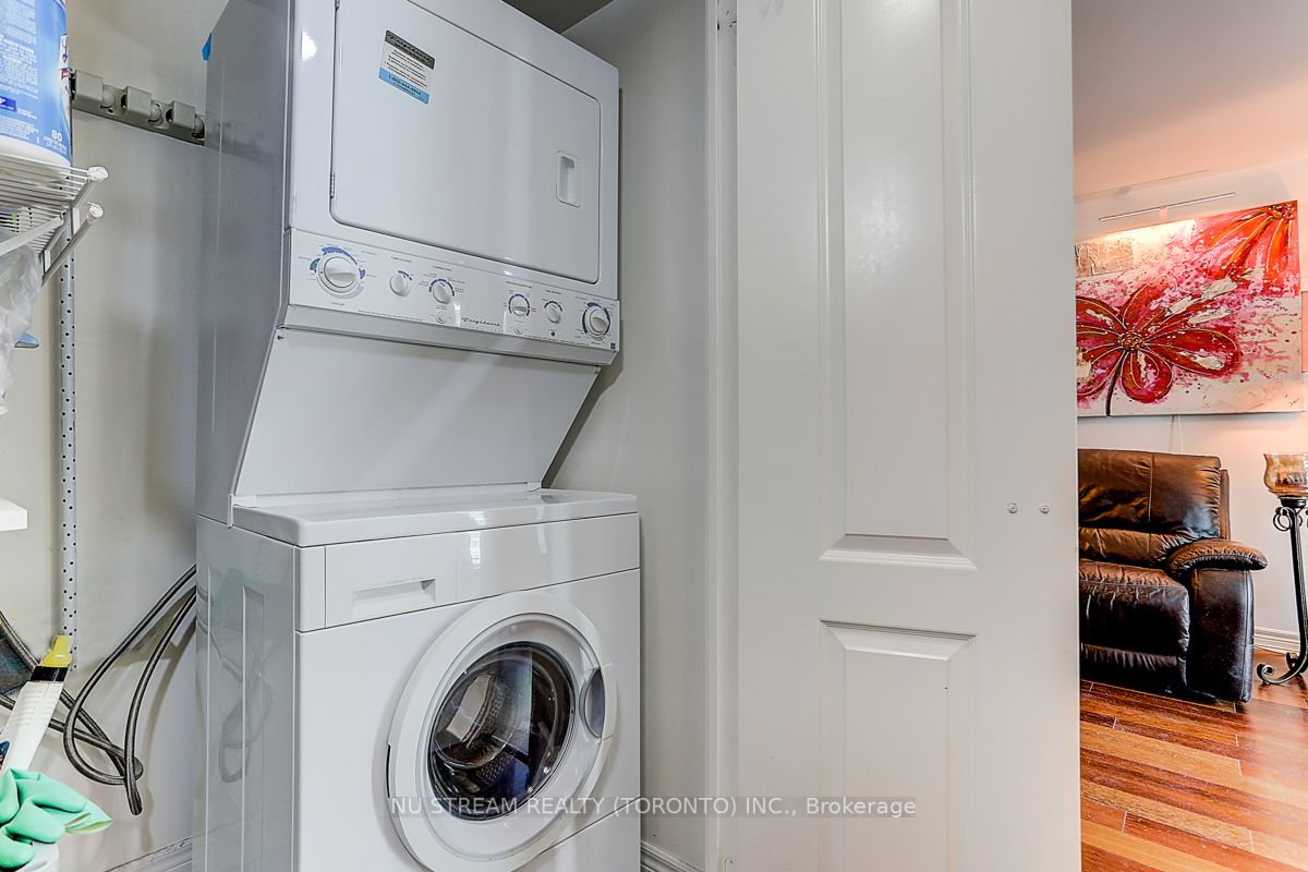 60 Town Centre Crt, #1206