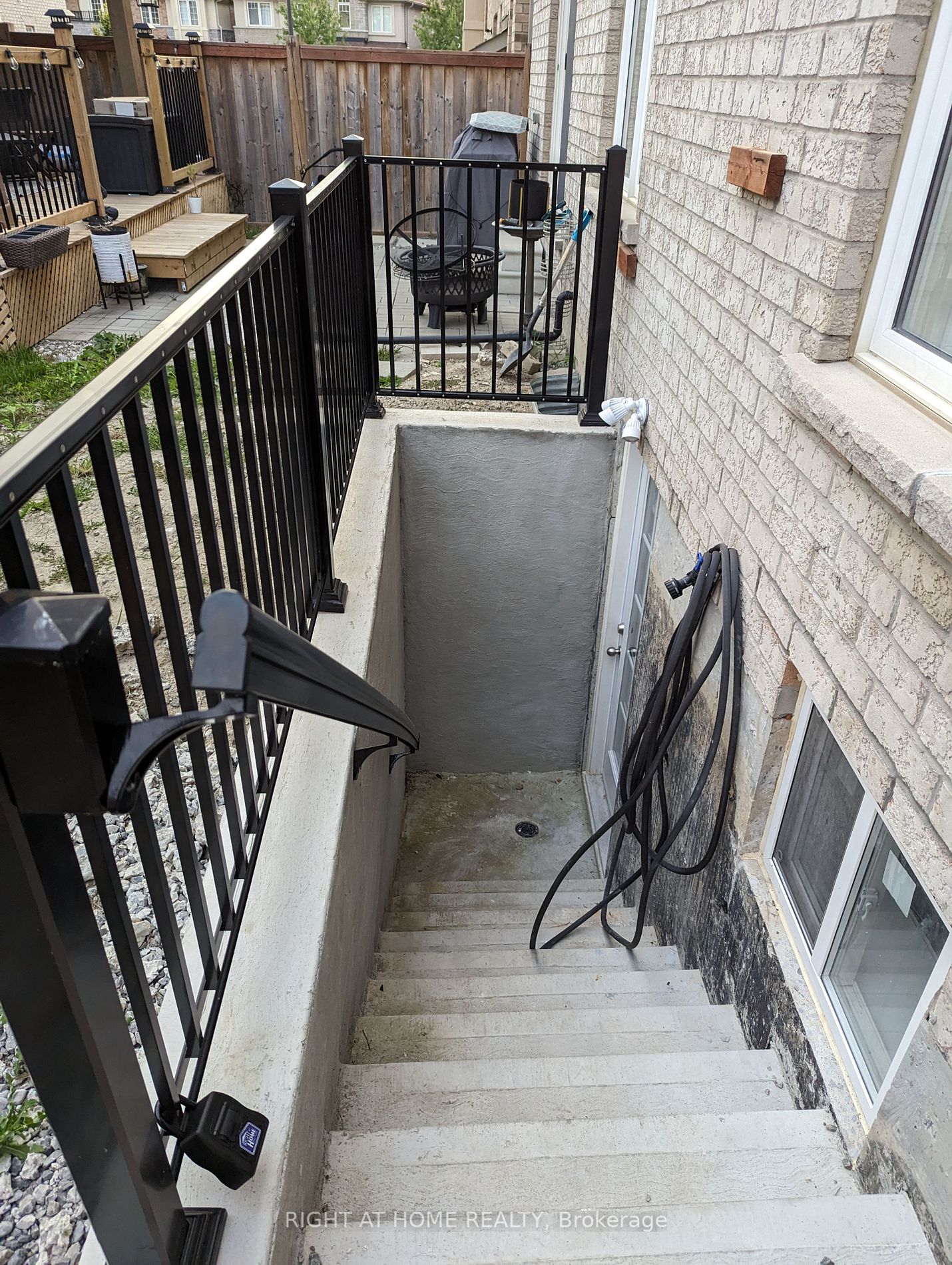 100 Westgate Ave S, #Basemnt
