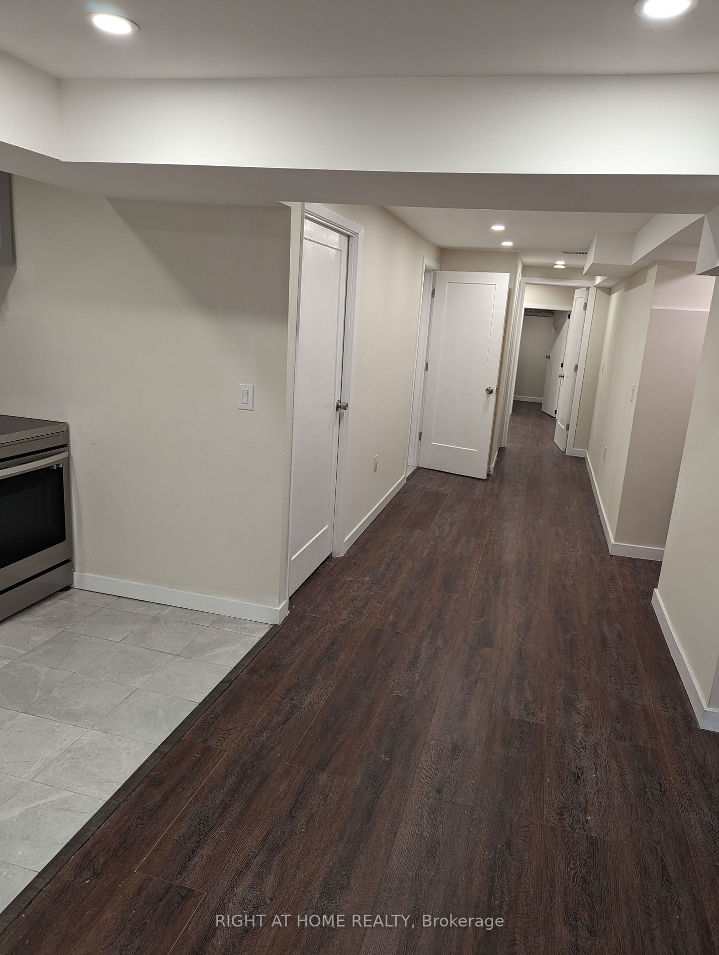 100 Westgate Ave S, #Basemnt