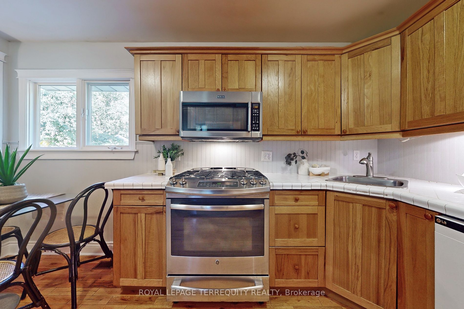 Listing E7007580 - Large Photo # 16