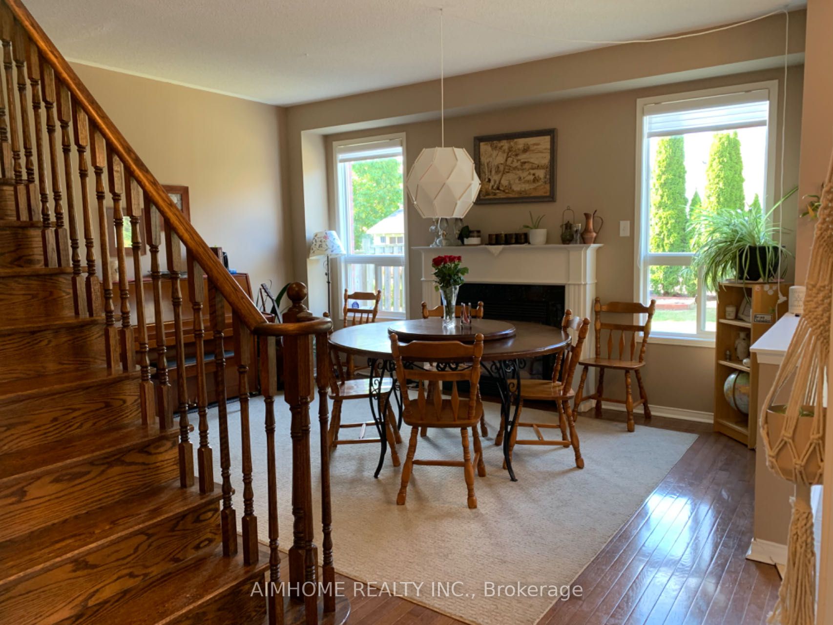 995 Beneford Road