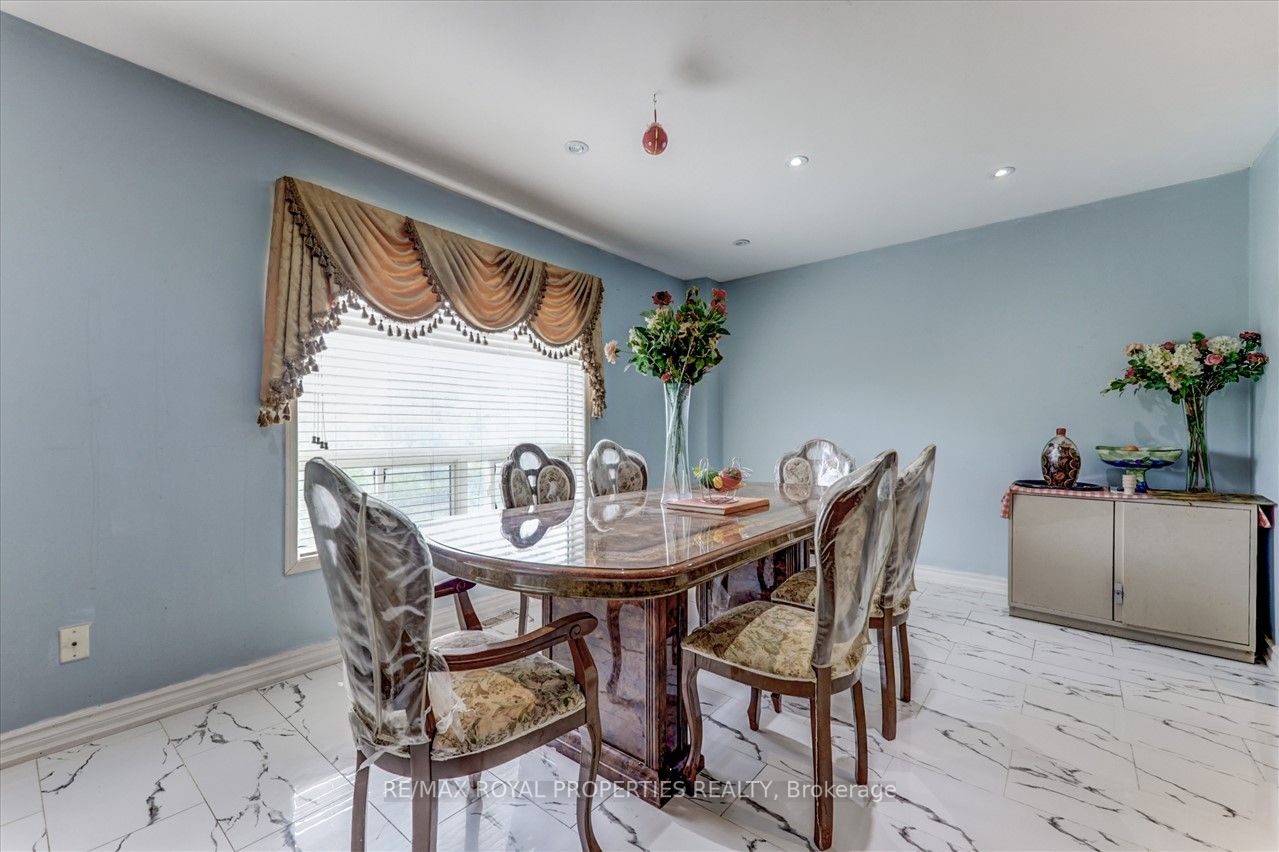 144 Jenkinson Way, #14