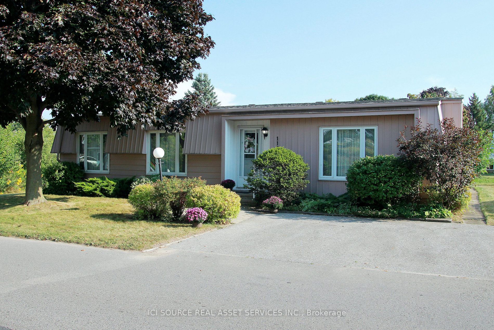 119 Wilmot Tr