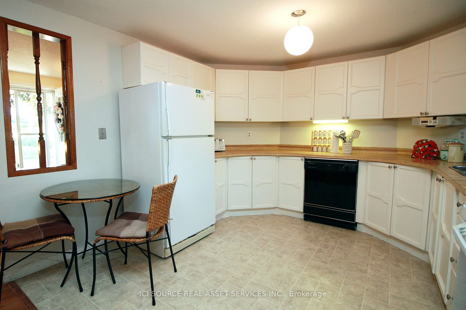 119 Wilmot Tr