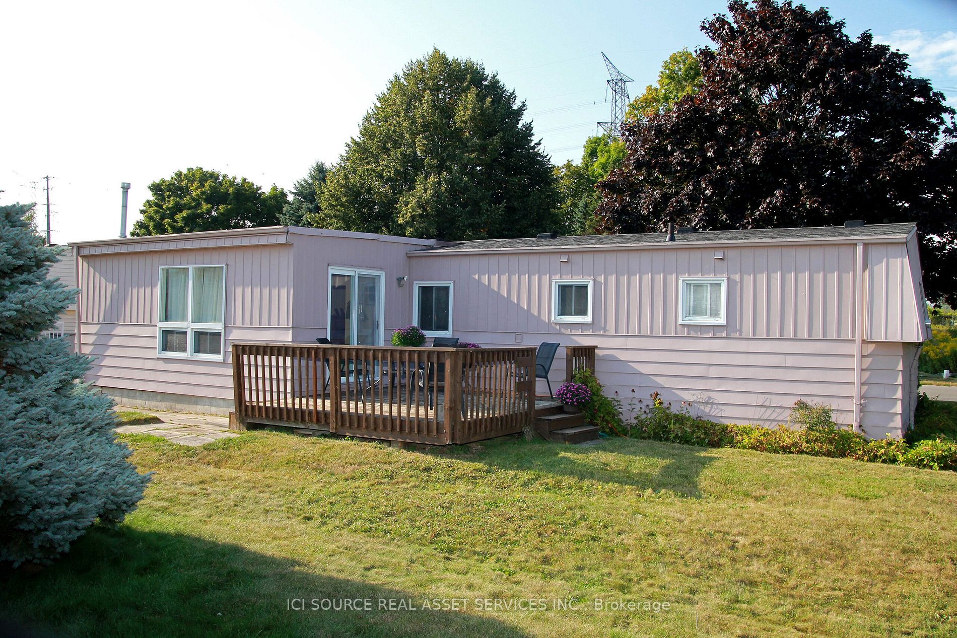 119 Wilmot Tr