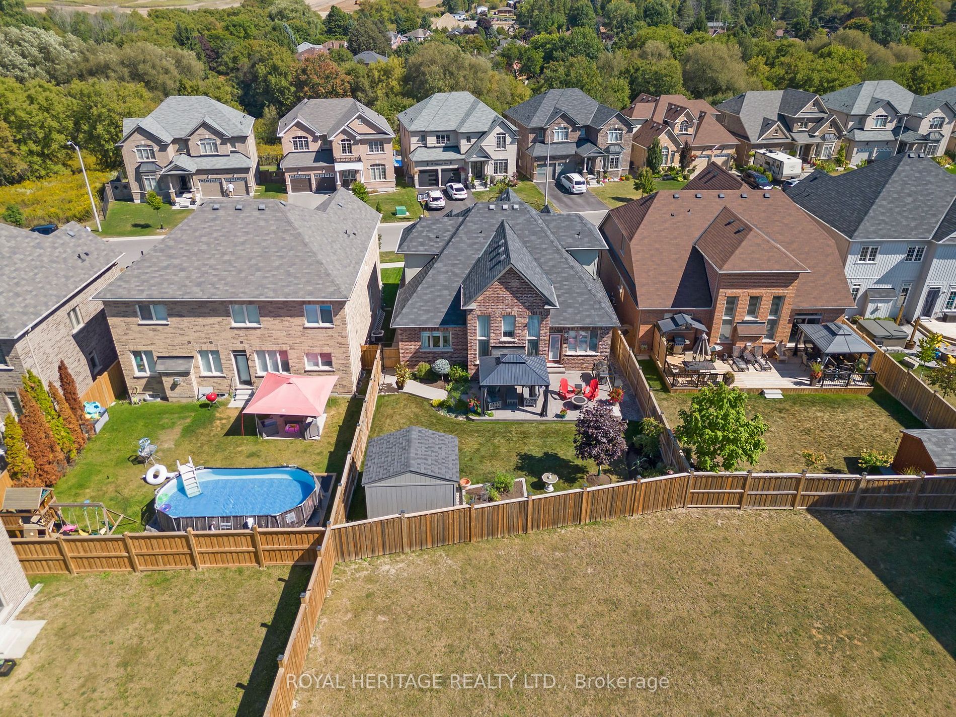 38 Whitehand Dr