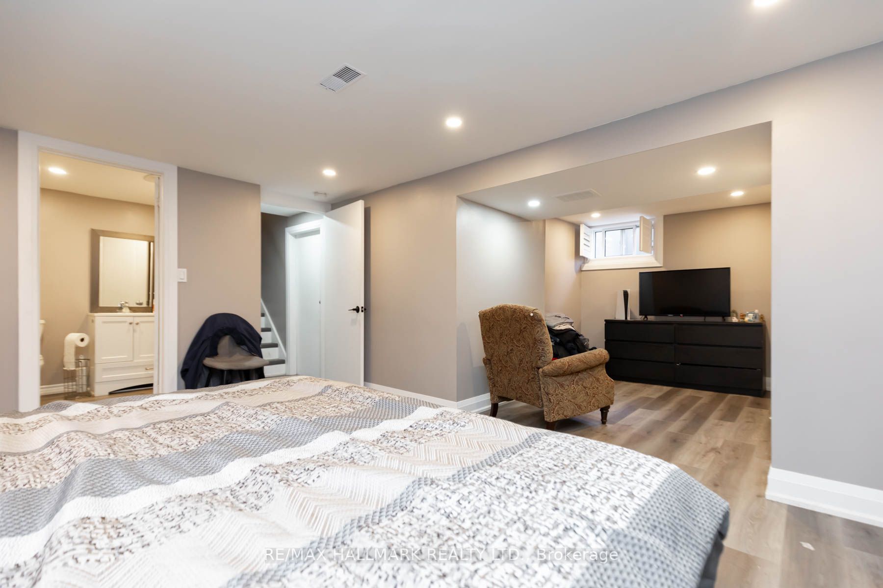 28 Windover Drive