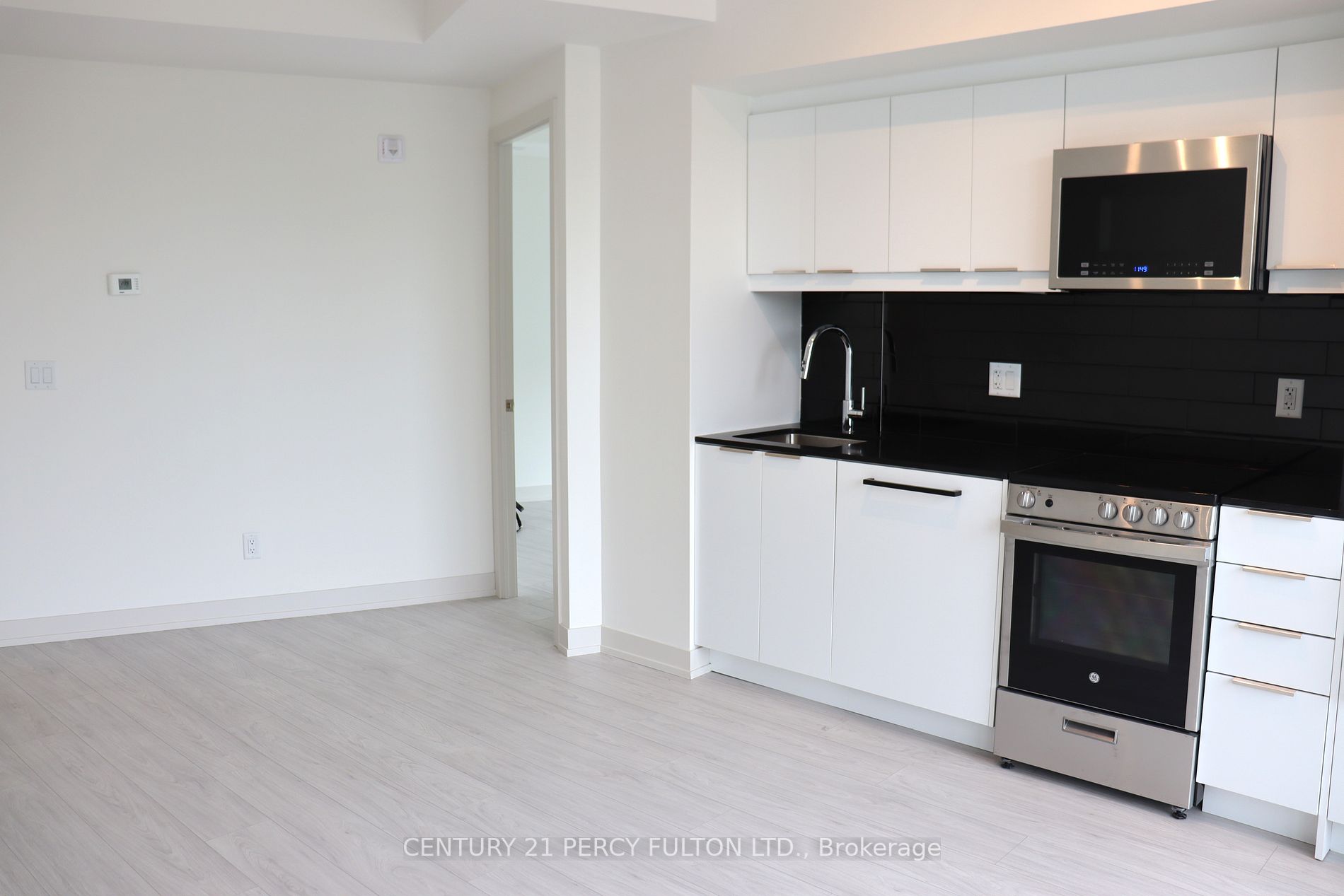 2201 Kingston Rd, #423