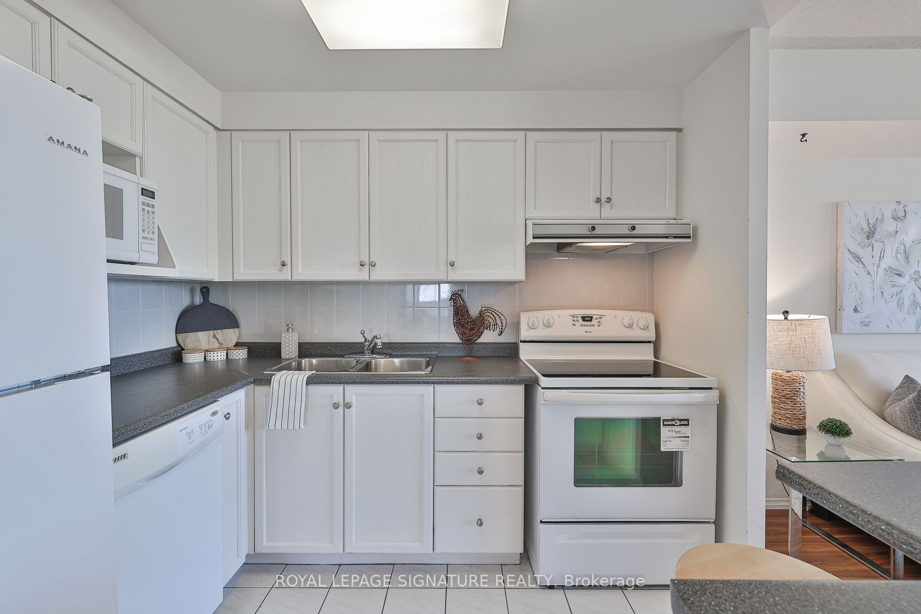 3231 Eglinton Ave E, #1701