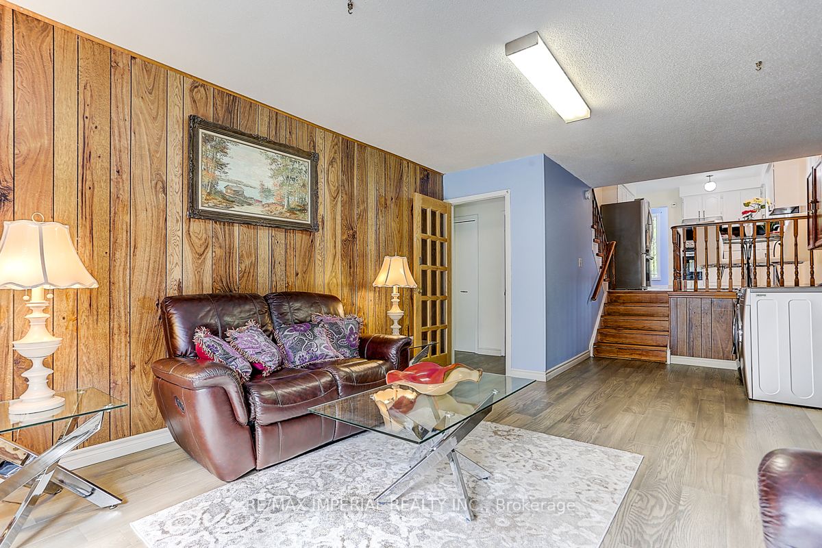 55 Fred Bland Crescent