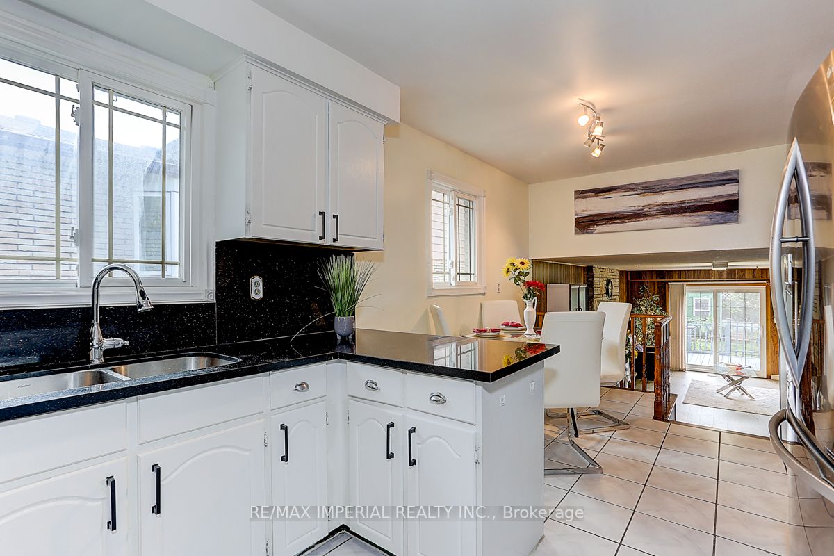 55 Fred Bland Crescent