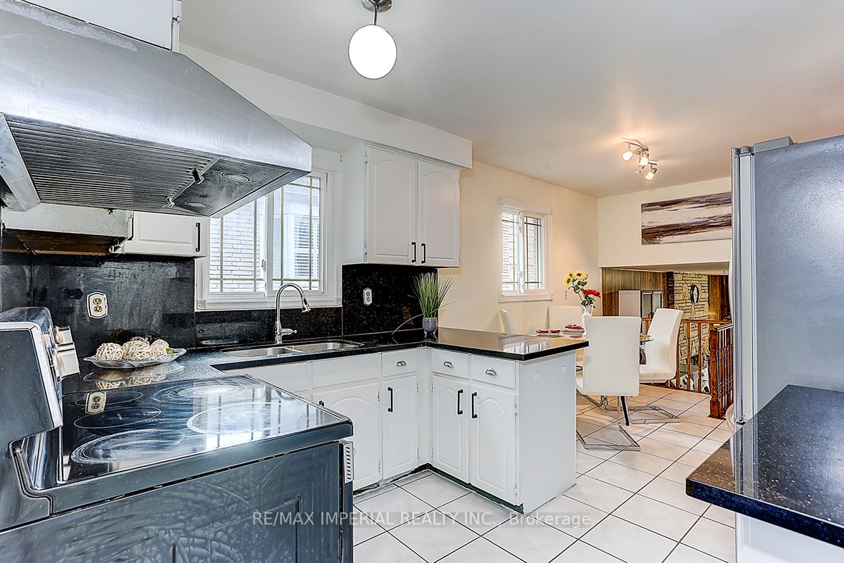 55 Fred Bland Crescent