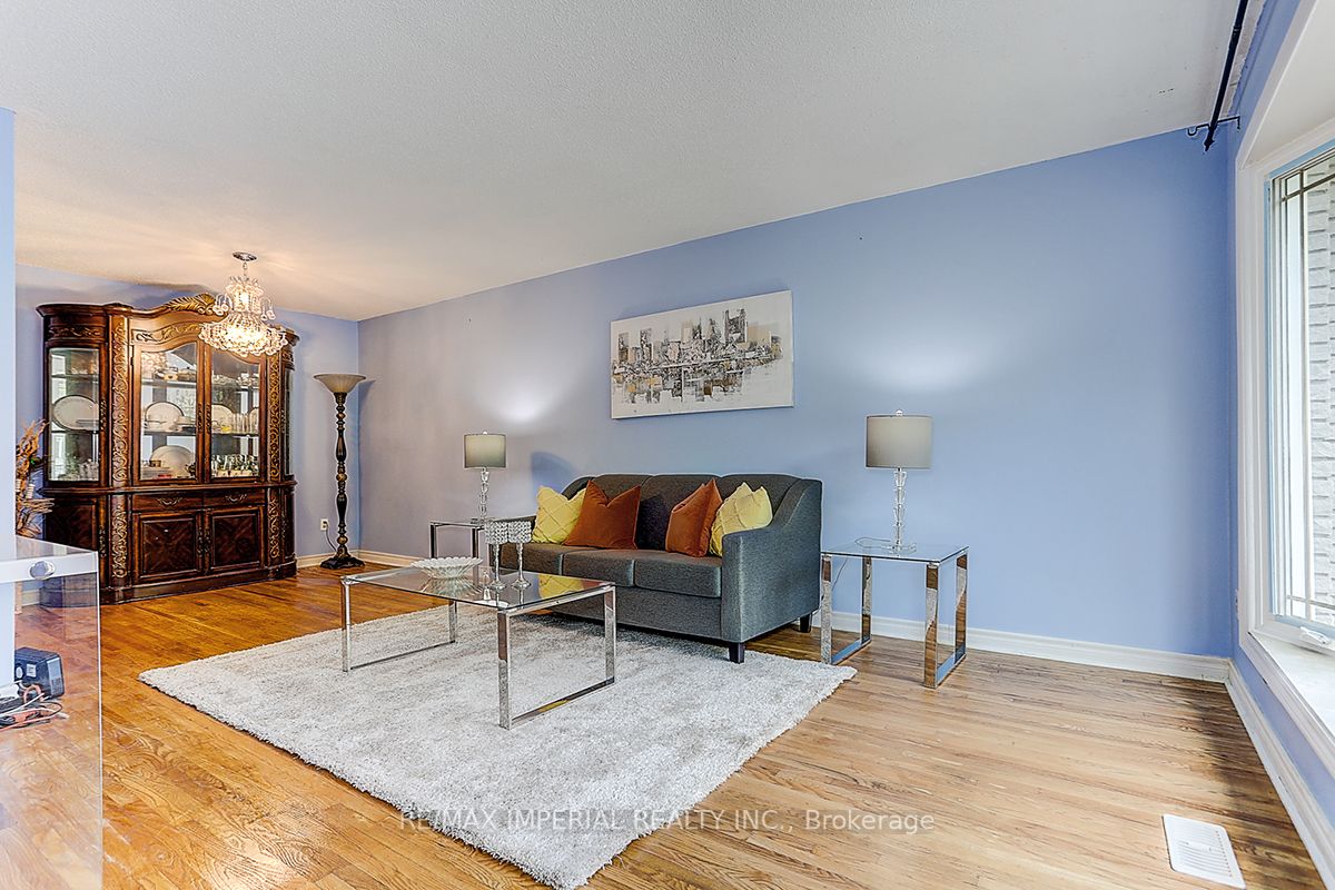 55 Fred Bland Crescent