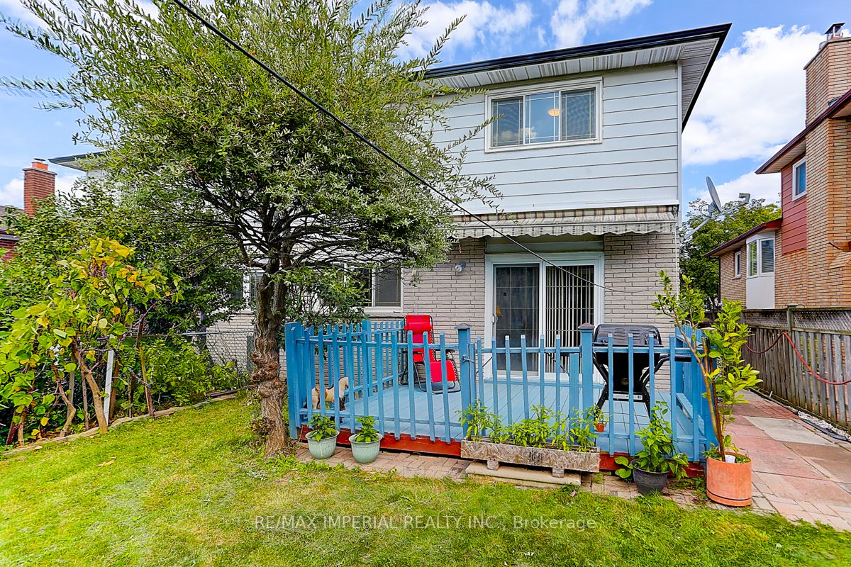 55 Fred Bland Crescent