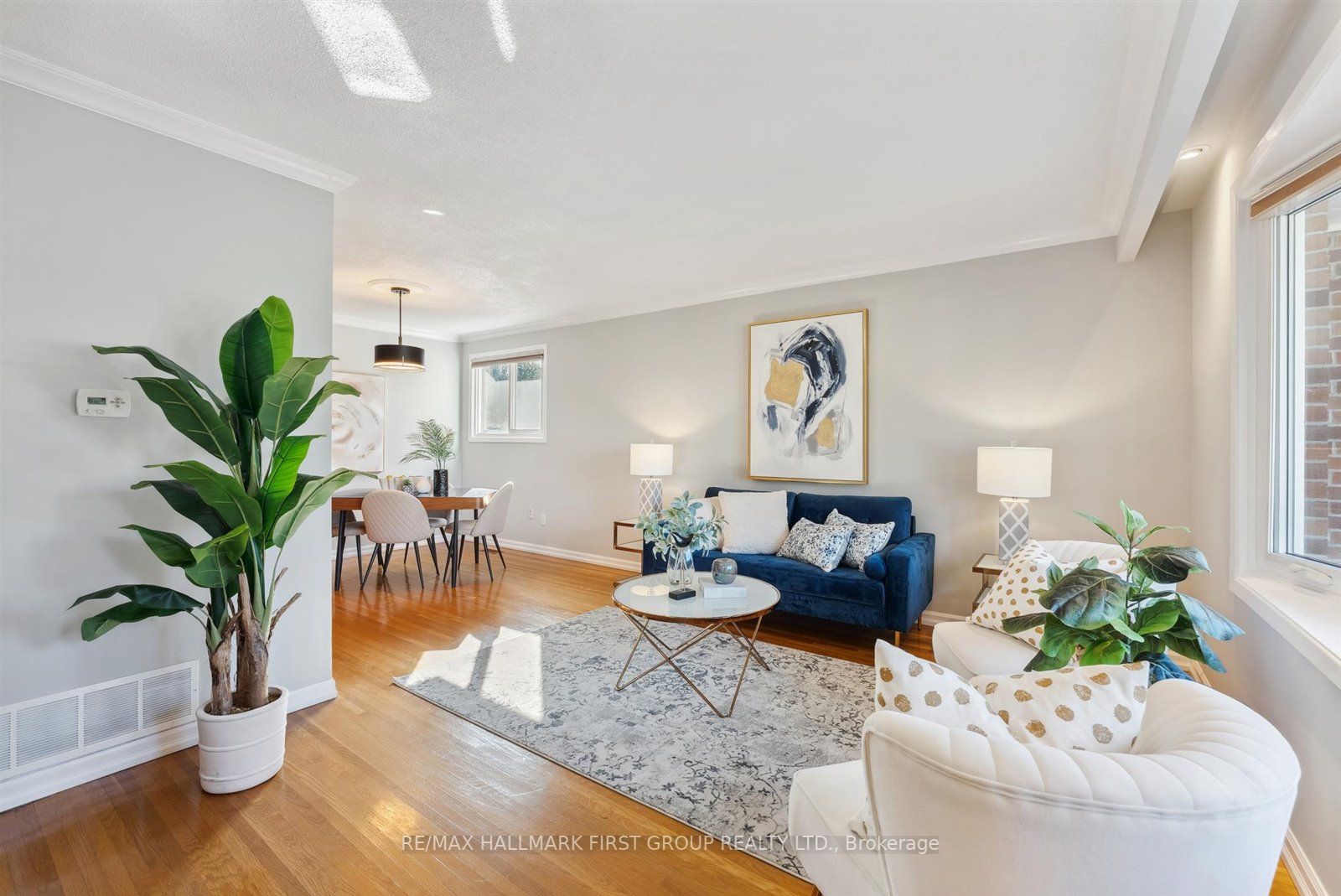 687 Balaton Ave