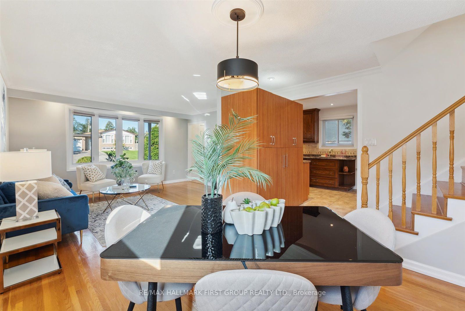 687 Balaton Ave