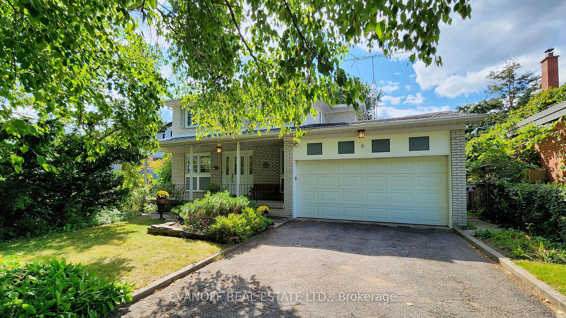 8 Poplar Rd